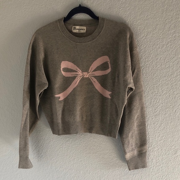 No Boundaries Sweaters - No Boundaries Gray Crewneck Sweater with Pink Bow